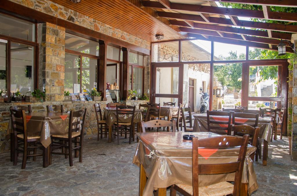 Platanos Rooms Sinoikismos Kambos Ngoại thất bức ảnh