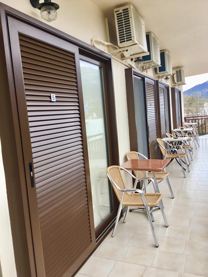 Platanos Rooms Sinoikismos Kambos Ngoại thất bức ảnh